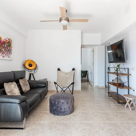 Amazing 2 Bedrooms In Centre Apartment Marbella
