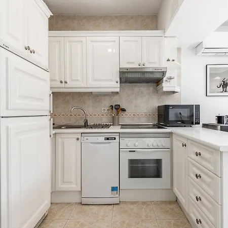 Apartman Amazing 2 Bedrooms In Centre