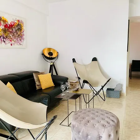 Amazing 2 Bedrooms In Centre Apartment Marbella