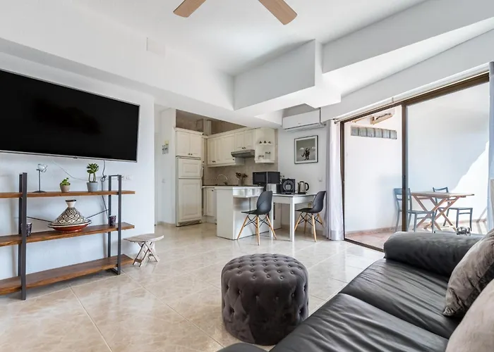 Amazing 2 Bedrooms In Centre Marbella