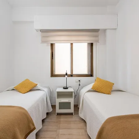 Amazing 2 Bedrooms In Centre Марбелья