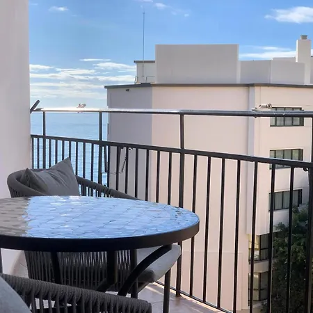 Amazing 2 Bedrooms In Centre Марбелья
