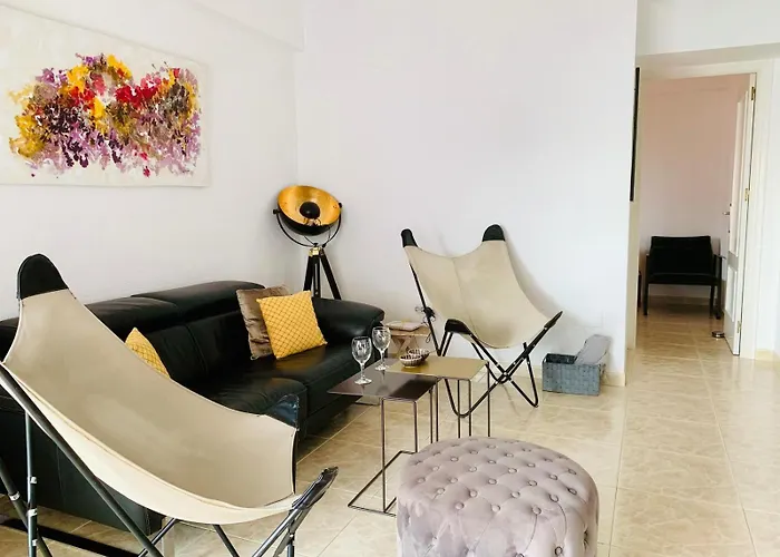 Amazing 2 Bedrooms In Centre Apartment Marbella
